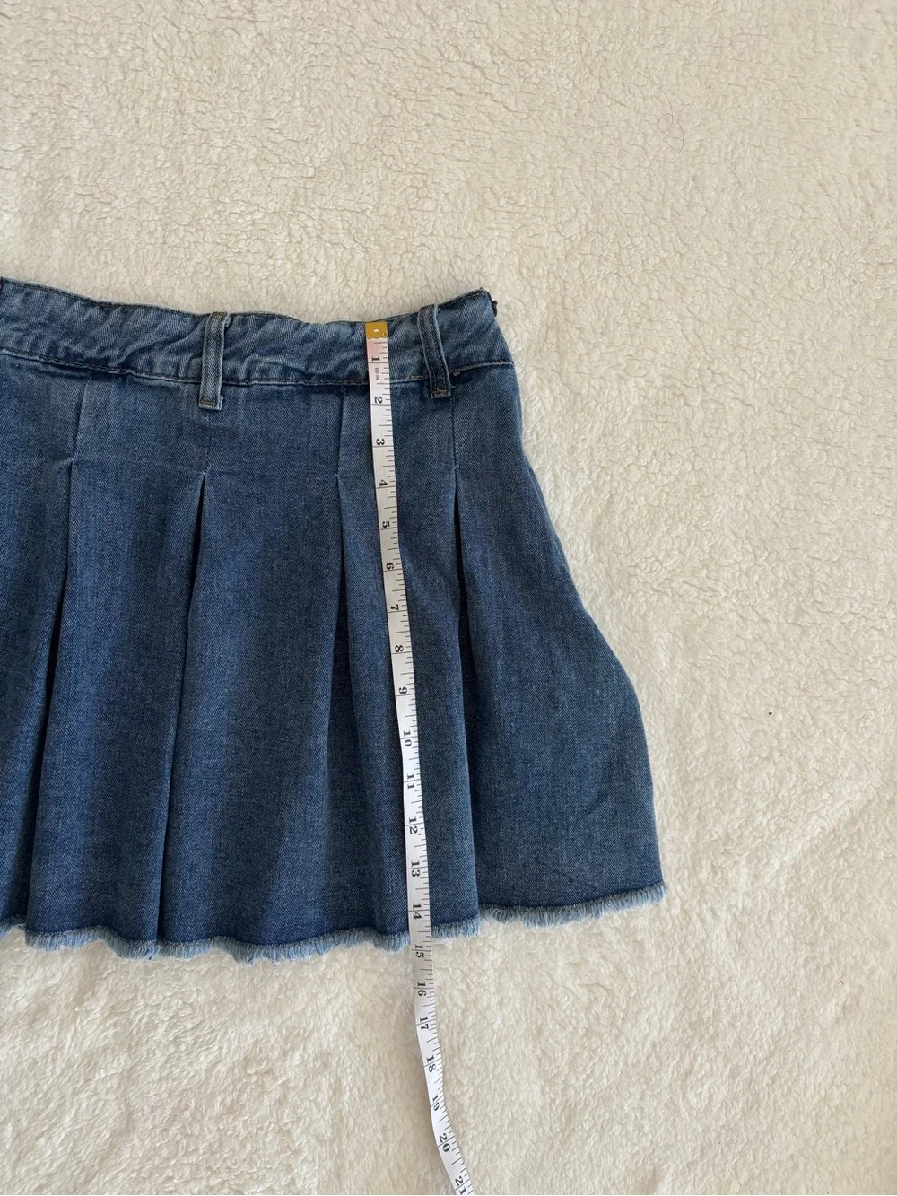 Cider Denim Pleated Mini Skirt Blue Wash, Distressed Raw Hem, Side Zip, Size M